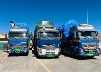 Carabineros frustra traslado de cargamento ilegal hacia Bolivia: 16 detenidos y 11 vehículos incautados
