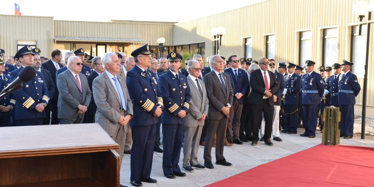 Círculo de Amigos de la FACH protagonizó histórica conmemoración del Centenario del Grupo de Aviación N°1