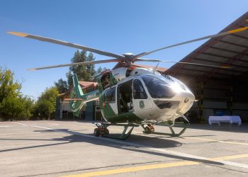 GORE Tarapacá recepciona el nuevo helicóptero de Carabineros que llega a la región