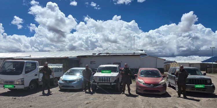Carabineros detuvo a seis bolivianos por contrabando en Colchane