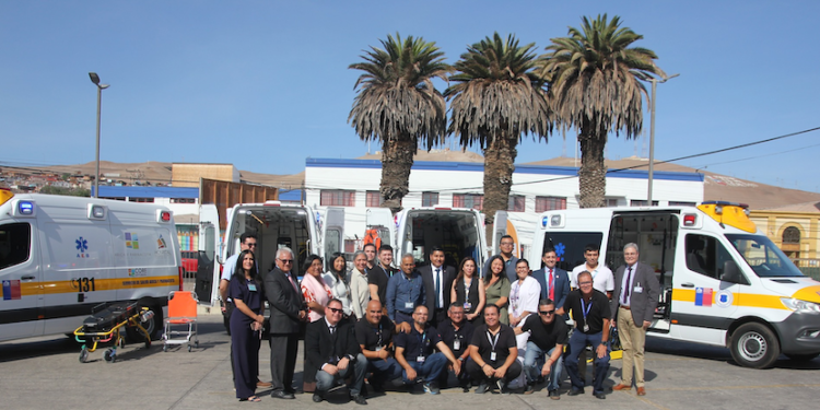 Estrenan 4 modernas ambulancias adquiridas con fondos regionales para el Hospital Dr. Juan Noé