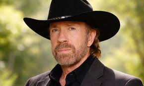 Muere Chuck Norris a los 86 años: Legendario actor de acción había sido hospitalizado de urgencia en Hawai