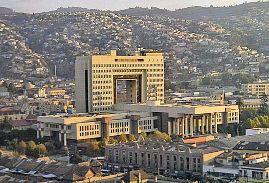 Casi 200 años de historia: Tradiciones y episodios que han marcado el cambio de mando presidencial