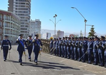 Con desfile aéreo y terrestre conmemoran el Centenario del Grupo de Aviación N° 1