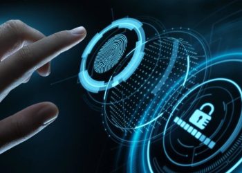 Huella dactilar y adultos mayores: Experta plantea alternativas biométricas para simplificar trámites