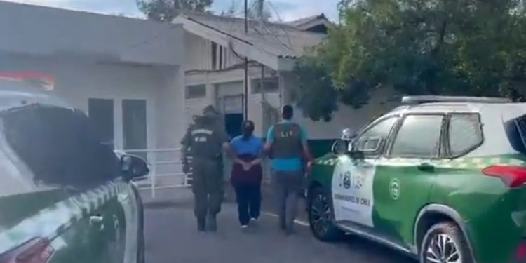 Detienen a mujeres por contrabando e infracción a la ley de drogas