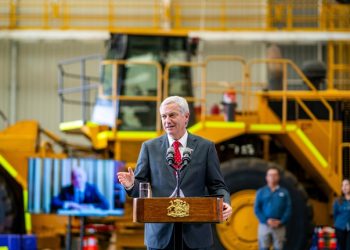 Presidente Kast visitó Centro de Entrenamiento Industrial Minero en Antofagasta