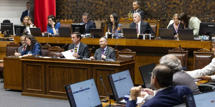 Senado despachó reforma que incorpora a Gendarmería en las Fuerzas de Orden y Seguridad