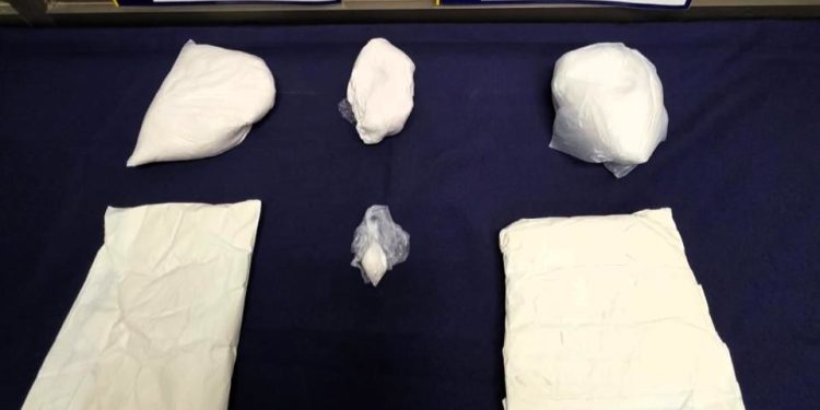 PDI detuvo a dos imputadas en Complejo Fronterizo Chacalluta: Portaban más de 2 kilos de ketamina