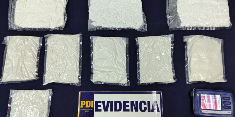 PDI detuvo a imputado en Complejo Fronterizo Chacalluta con casi 2 kilos de ketamina