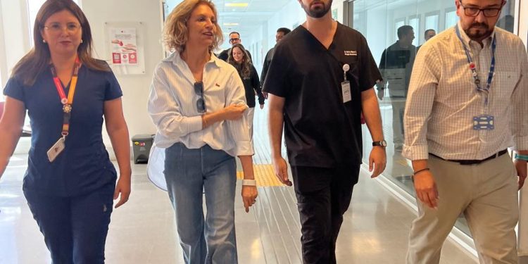 Delegada Presidencial en operativo médico en Hospital de Alto Hospicio