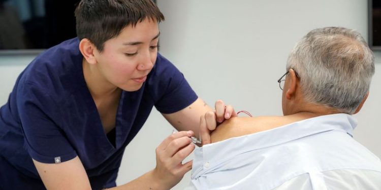 Dirección del Trabajo realiza campaña de difusión digital sobre permiso laboral para vacunarse