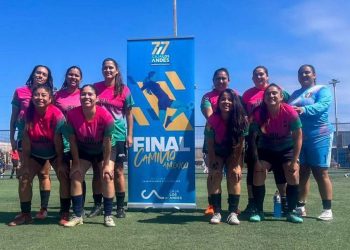 Equipo femenino del SLEP clasifica a la final nacional de fútbol 7×7 tras ganar campeonato zonal