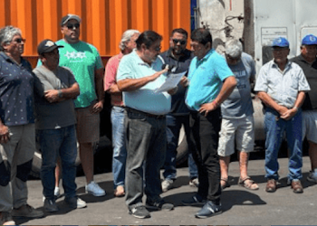 Camioneros de Tarapacá “en la dura”: Esperarán 5 días para iniciar movilización