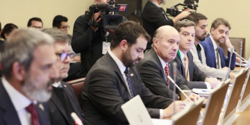 Ministro de Hacienda, Jorge Quiroz, destacó ingreso del proyecto de Reconstrucción Nacional al Congreso