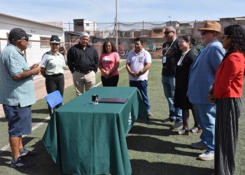 Gendarmería y Asociación de Fútbol de Alto Hospicio firman convenio para trabajos en beneficio de la comunidad