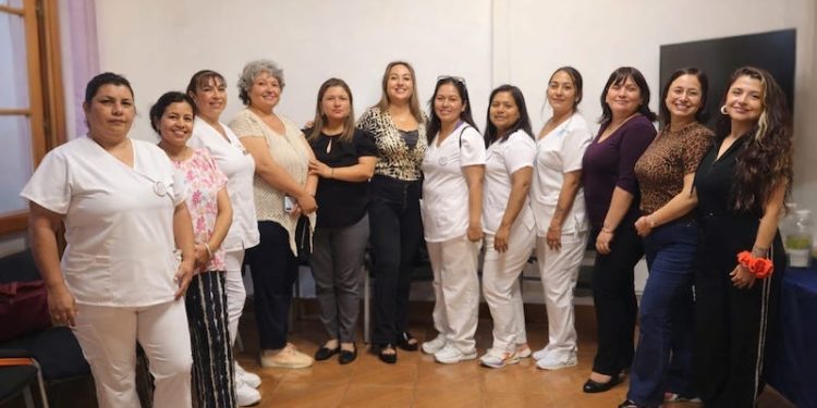 Mesa de Mujeres Cuidadoras No Remuneradas de Tarapacá realiza jornada de autocuidado y bienestar