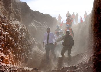 Ministro Arrau supervisa construcción de nueva infraestructura para la seguridad y la soberanía nacional en la frontera con Bolivia