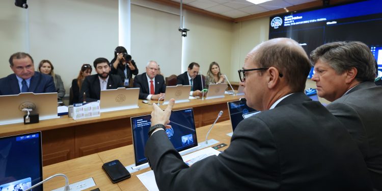 MOP advierte abandono de más de 10.000 kilómetros de caminos rurales en todo el país