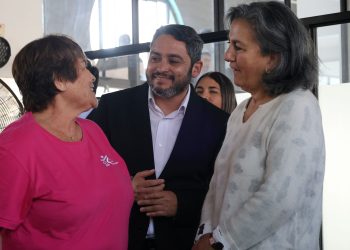 Ministra de Salud destaca modelo del Centro Integral Ariel Standen: “Es una maravilla”