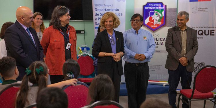 Refuerzo de Vacunación contra la Influenza en Colegios en región de Tarapacá