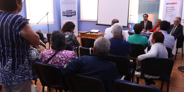 Dirigentes sociales de Tarapacá participaron de diálogo con delegada y seremis