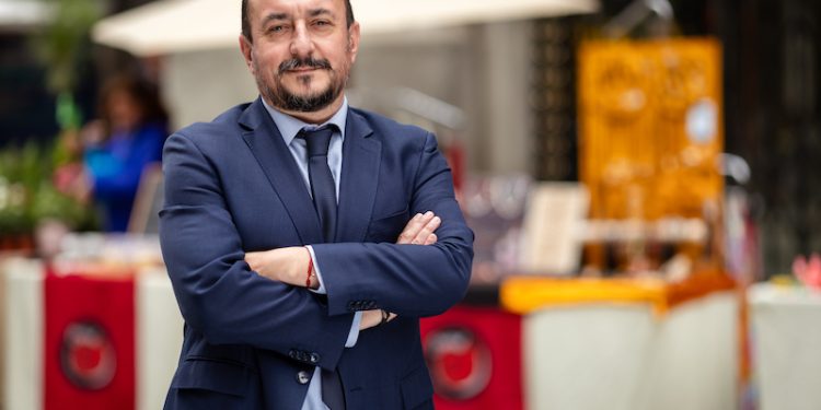 Defensoría del Contribuyente recuerda que se deben informar oportunamente los motivos de las devoluciones retenidas