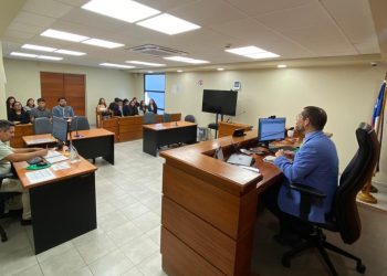 Juzgado de Letras del Trabajo de Iquique recibió visita de estudiantes de la Universidad Arturo Prat