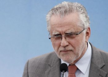 Máximo Pacheco pone paños fríos ante freno de China a exportación de ácido sulfúrico: «Compramos anticipado y a precios antiguos»