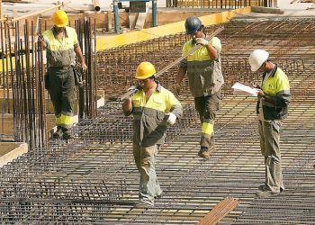 Reducción de las 42 horas: El desafío estratégico que redefine la productividad y el talento en Chile
