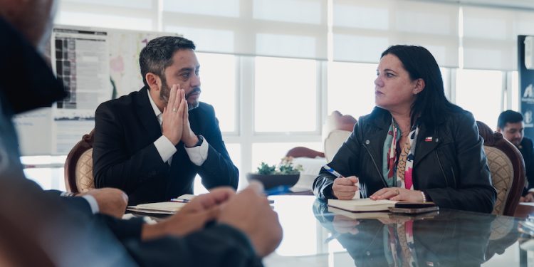 Construirán nueva Prefectura Provincial de la PDI en Iquique / Gobernador Carvajal sostuvo reunión con Ministra Trinidad Steinert