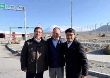 Canciller chileno se reunió con su par boliviano en la frontera norte: “Nuestros países tienen que seguir avanzando”