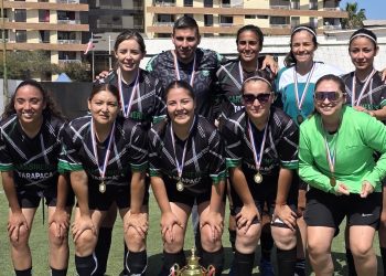 Carabineros de Iquique se coronó campeón de torneo de futbolito femenino