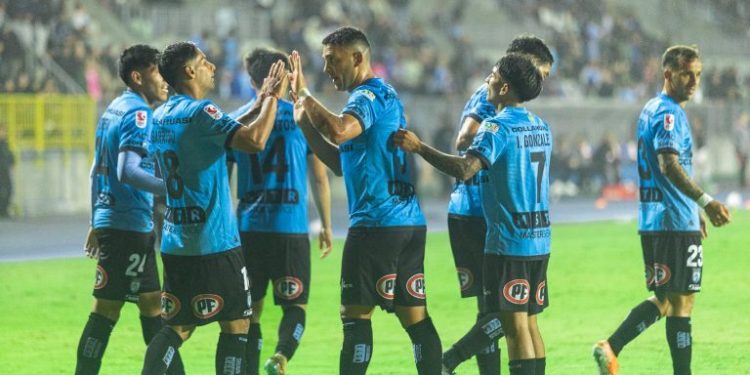 Un grito contenido en el Tierra de Campeones: Deportes Iquique vencía a Rangers, pero…: 1-1 y a repartir honores