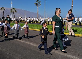 Educación inicial de Tarapacá inició los desfiles escolares en homenaje a las Glorias Navales y al Combate Naval de Iquique y