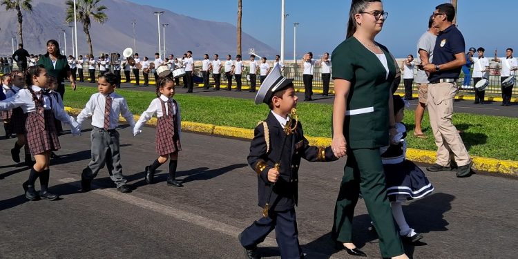 Educación inicial de Tarapacá inició los desfiles escolares en homenaje a las Glorias Navales y al Combate Naval de Iquique y