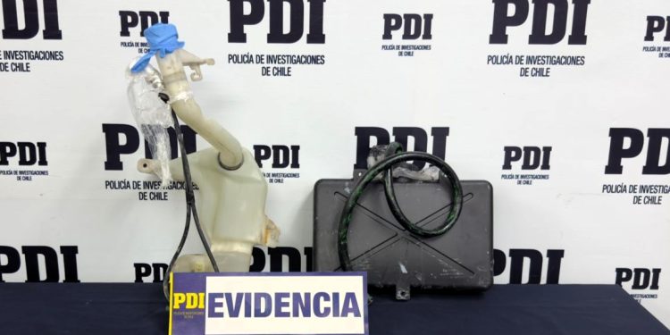 PDI detuvo a imputado por tráfico en Complejo Fronterizo Chacalluta: Traía ketamina líquida en estanque de agua de un vehículo