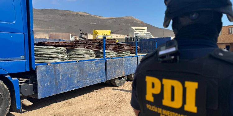 Investigación de PDI y Fiscalía incautan 28,5 toneladas de cobre robado que serían contrabandeados hacia Perú