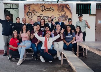 Única radio intrapenitenciaria de Chile fortalece su labor con nueva implementación entregada por Centro Social Victoria