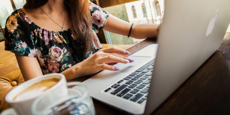 VIU y la OEA lanzan 200 becas para chilenos que deseen cursar maestrías online con calidad europea