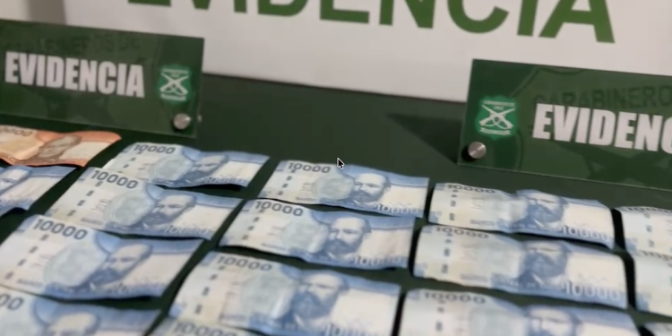 Carabineros detuvo a conductor que ofreció más de $260 mil pesos para evadir fiscalización