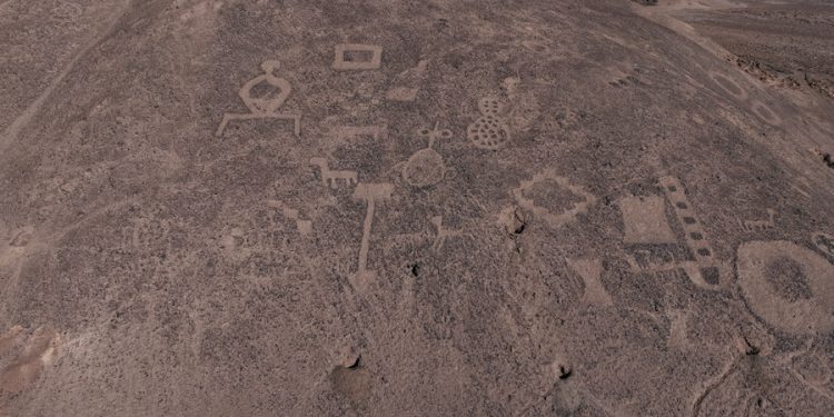 Geoglifos de Pintados celebrará el Día del Patrimonio con experiencia astronómica nocturna