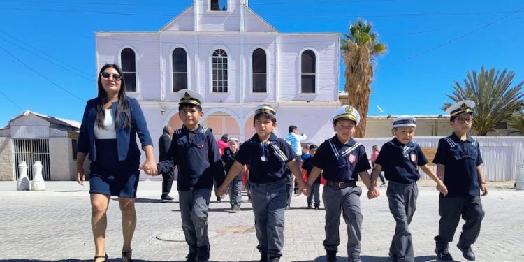 Conmemoraron 147 aniversario de las Glorias Navales en Huara, Sibaya, Jaiña, Soga, Sotoca, Tarapacá, Laonzana, Chiapa, Chusmiza, Pachica, Huaviña y Pisagua