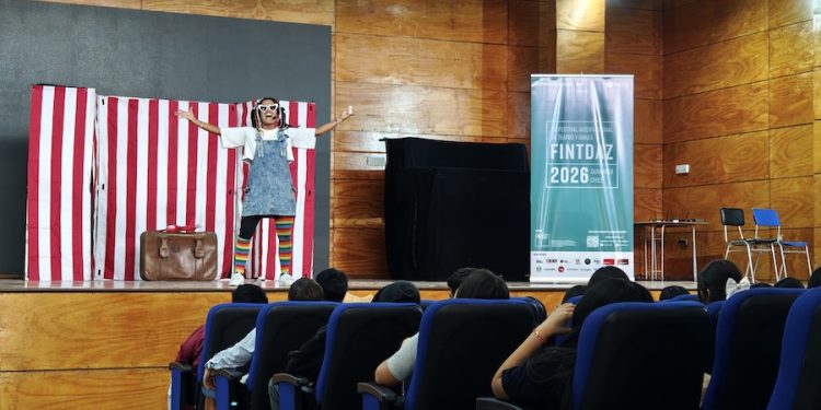 FINTDAZ se presentó en la celebración del Día del Libro de la UNAP en Pozo Almonte