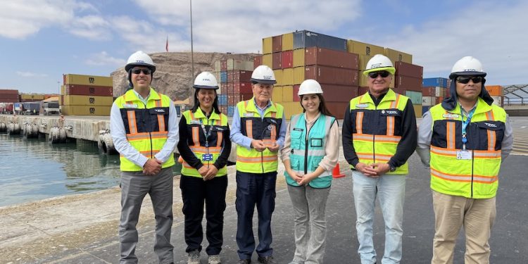 Seremi del Trabajo y Previsión Social entregó reconocimientos a trabajadores destacados