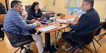Autoridades abordan desafíos energéticos y proyectan nuevas iniciativas para el Tamarugal  