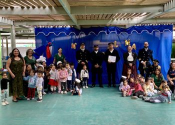 Niñas y niños descubren el legado de los héroes navales con lúdica experiencia educativa