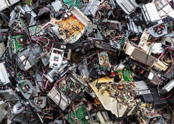 Día Mundial del Reciclaje: El desafío de dar una segunda vida a los residuos electrónicos en Chile