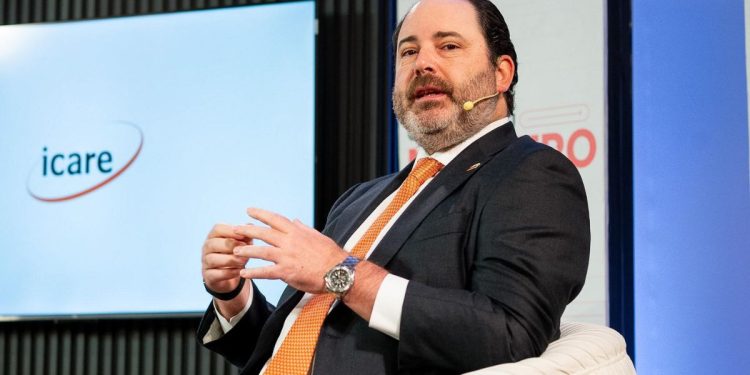 Ministro Rau en ICARE tras conocer en vivo nuevas cifras de desempleo: “No es una situación que podamos naturalizar”