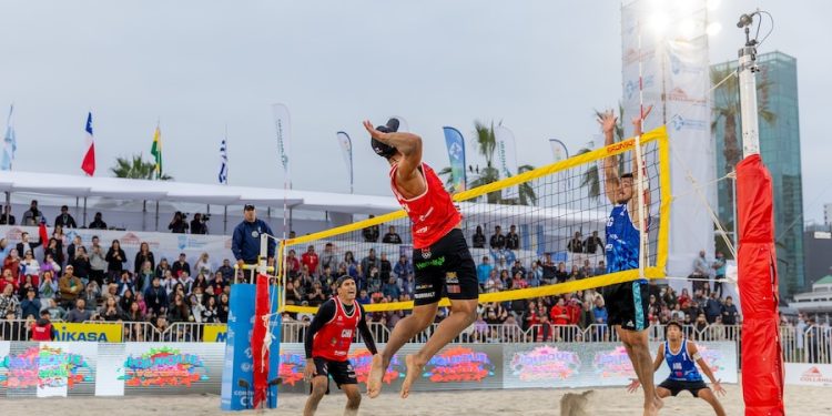 Sudamericano de Vóleibol playa comenzó en Arena Cavancha con las mejores duplas nacionales y extranjeras